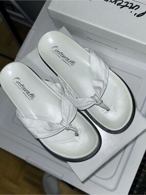 L'INTERVALLE White Knotted Thong Sandals